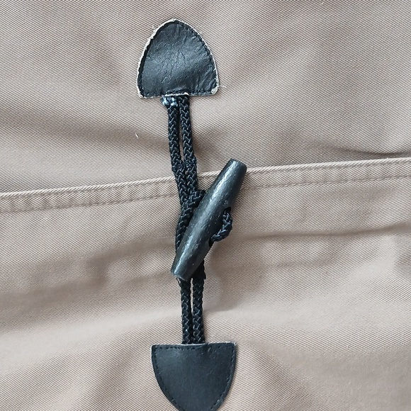 Vintage woman's outerwear with removable wool lining - Picture 4 of 12